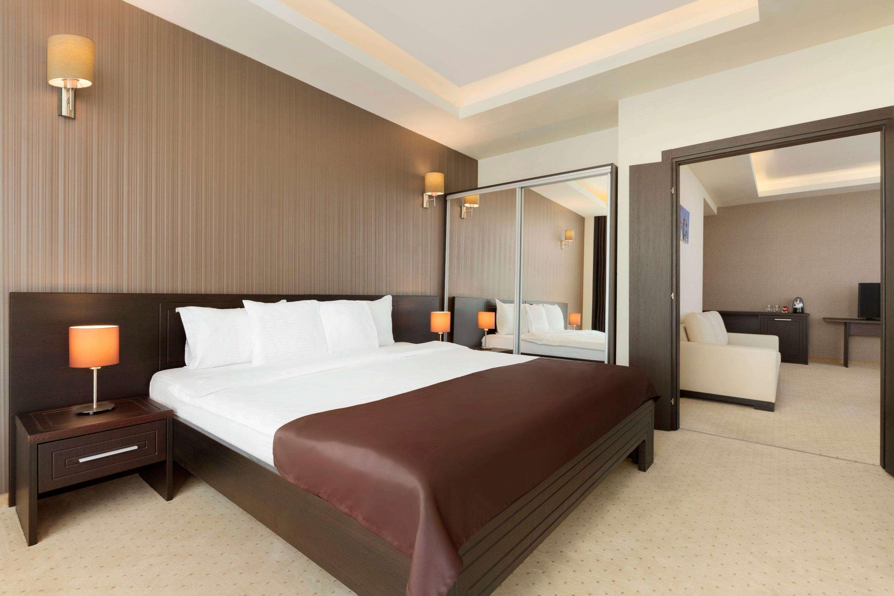 Ramada By Wyndham 4* קונסטנצה
